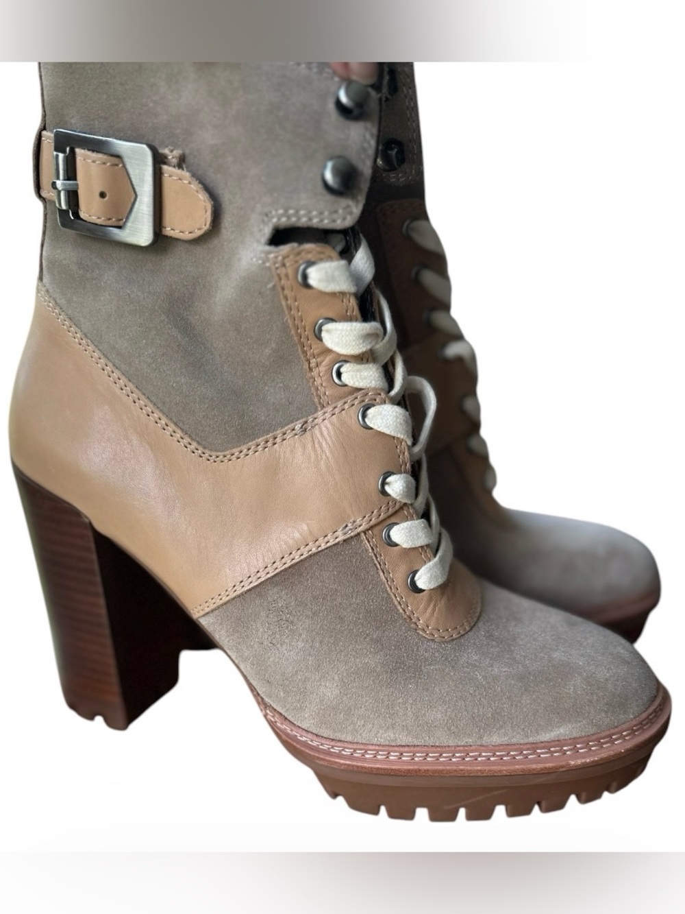 Vince Camuto Emebrila lug sole lace-up booties in Tuscan Taupe suede finish 9👢